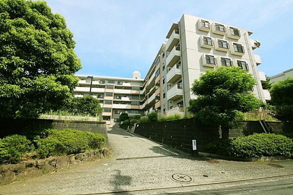 東急建設の施工です！　総戸数は45戸となっております♪