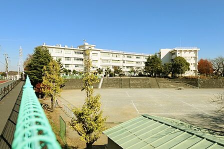 小学校 400m 白幡台小学校
