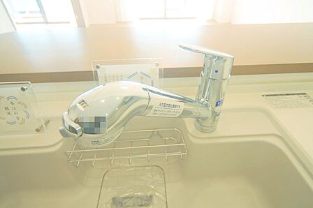 浄水器一体型水栓で、いつもクリーンなお水を。