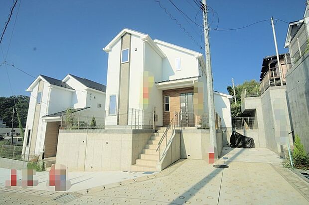 周辺は第1種低層住居専用地域で、閑静な住環境となっております♪
