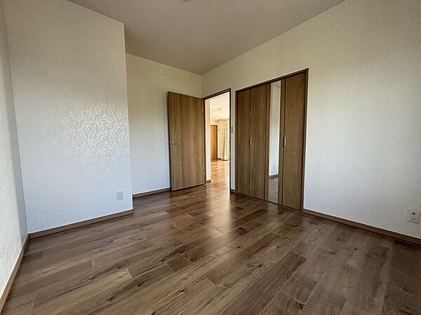 洋室約6．1帖は、お子様部屋にいかがでしょうか♪
