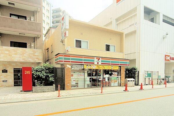 コンビニ 20m セブンイレブン川崎本町2丁目店