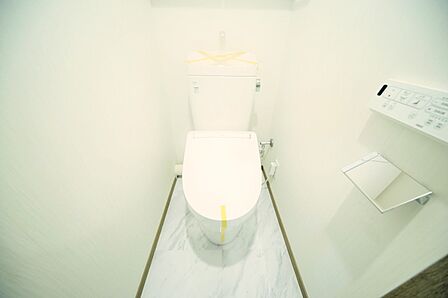 温水洗浄機能付きのトイレで、いつも快適に♪