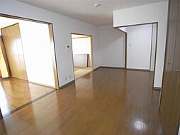 アスティーフレア河辺 6階3LDKのリビング/ダイニング