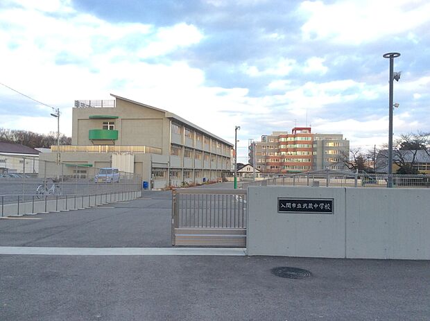 武蔵中学校約2320ｍ