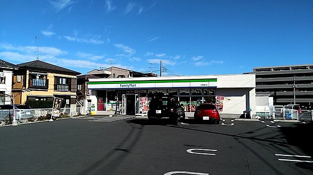 ファミリーマート入間東藤沢店約170ｍ