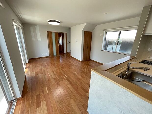 実際の陽当たり等は、お気軽に現地にてご確認ください