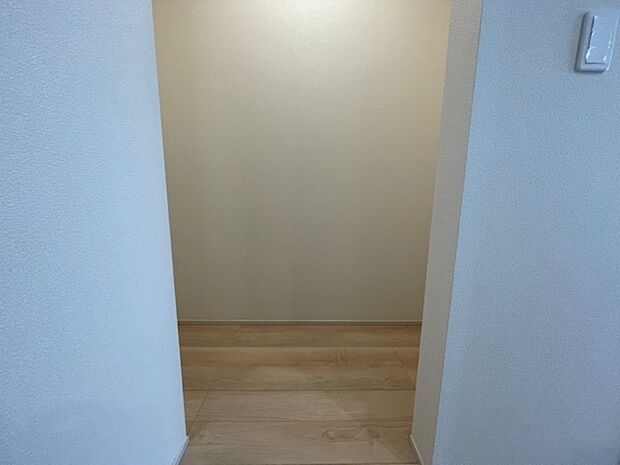 食材の保管などに便利なパントリー