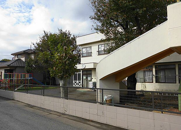 あけぼの保育園約420m