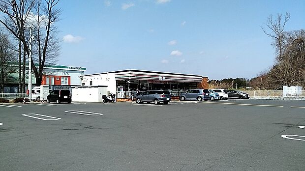 セブンイレブン新光店約410ｍ