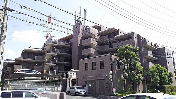 apartment 埼玉県入間市東藤沢３丁目
地図を見る
