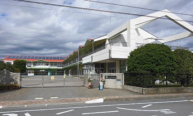 白梅幼稚園約520ｍ