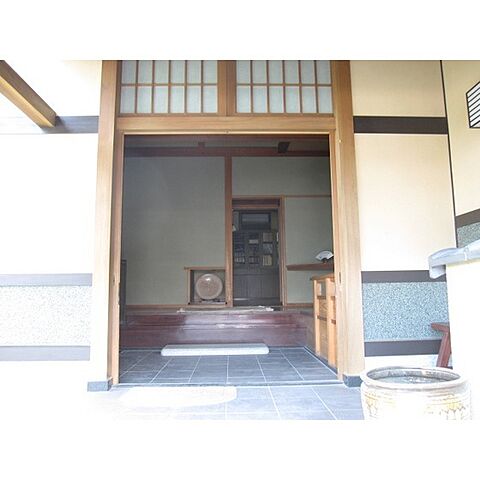 玄関