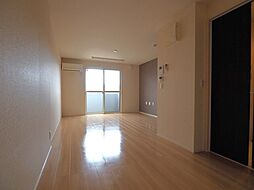 ロザ 205 2階3LDKのリビング/ダイニング