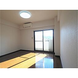 サウスコート新下関 603 6階1Kのリビング/ダイニング