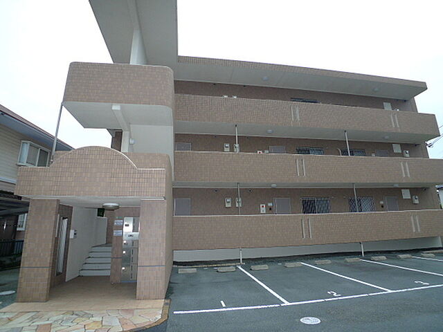 4 / 4