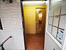 エントランス：店舗を営みながら暮らしたい方におすすめの店舗付き住宅