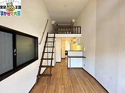 CrossCore愛宕 1階ワンルームのリビング/ダイニング