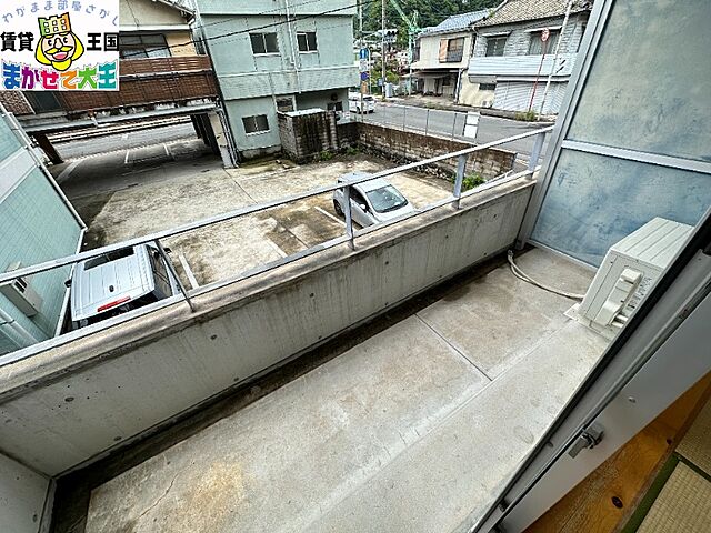 バルコニー