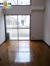 ディノ滑石 2階1Kのリビング/ダイニング