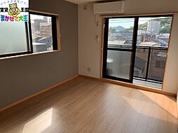 サラ 205 2階1Kのリビング/ダイニング