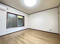 ハイツ栄 2階ワンルームのリビング/ダイニング