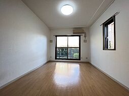 犬目学生マンション 3階1Kのリビング/ダイニング