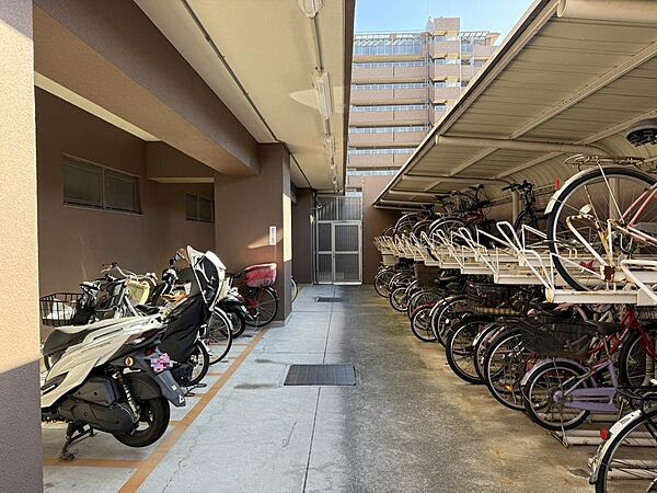 駐輪場