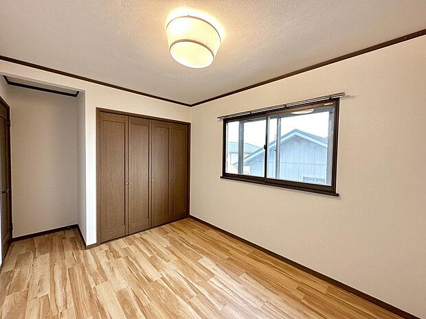 2階洋室は全室収納スペースがあります