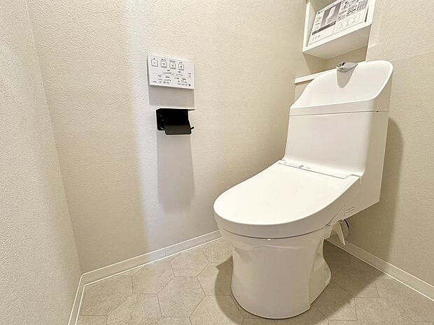 新品交換済み温水洗浄便座付トイレ