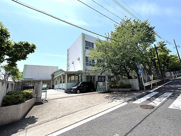 弥富公園まで約280ｍ