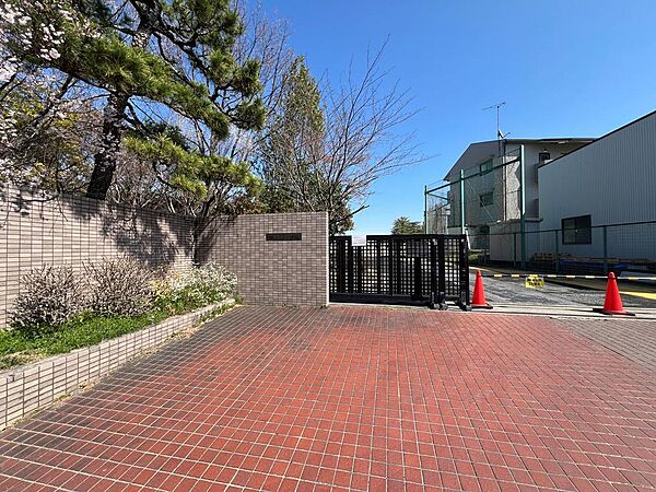 日進市立西小学校