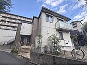 丸太町駅よりバス15分 徒歩3分 2階 築9年10ヶ月の賃貸物件