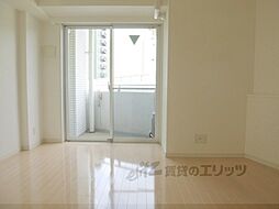 グラマシー京都 203 2階1Kのリビング/ダイニング