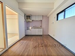 阪急京都本線 西京極駅 徒歩5分の賃貸マンション 1階3DKのリビング/ダイニング