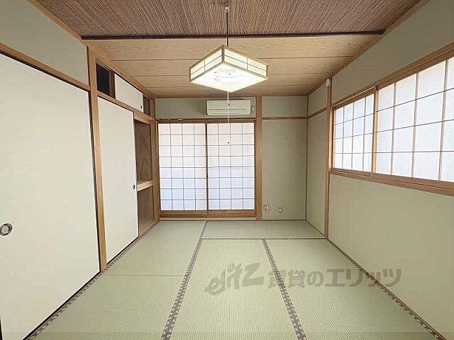 寝室