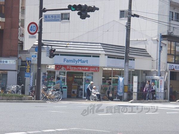 画像21:ファミリーマート　烏丸今出川店まで300メートル