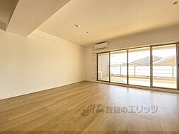 ユニーブル京都紫野 2階2LDKのリビング/ダイニング