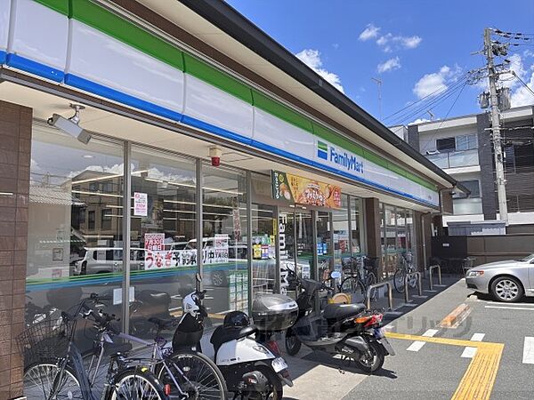 画像21:ファミリーマート　七条壬生店まで500メートル