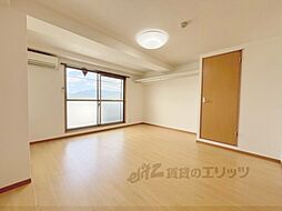 JR山陰本線 円町駅 徒歩5分の賃貸マンション 7階1Kのリビング/ダイニング