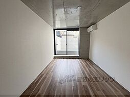 JR山陰本線 二条駅 徒歩7分の賃貸マンション 1階1Kのリビング/ダイニング