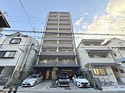 二条城前駅より徒歩5分 築9年8ヶ月 10階建の賃貸物件