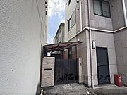 今出川駅よりバス16分 徒歩3分 1階 築36年7ヶ月の賃貸物件