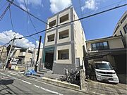 二条城前駅より徒歩2分 3階 築33年4ヶ月の賃貸物件