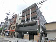 北野白梅町駅より徒歩9分 3階 築2年の賃貸物件