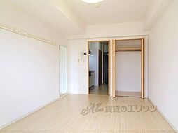 JR東海道・山陽本線 西大路駅 徒歩3分の賃貸マンション 8階1Kのリビング/ダイニング