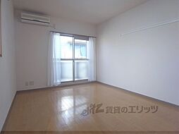 JR山陰本線 円町駅 徒歩5分の賃貸アパート 2階1Kのリビング/ダイニング