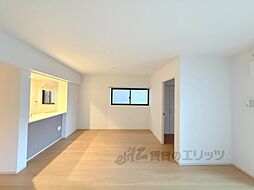 MAISON DE BORO御所南 4階2LDKのリビング/ダイニング