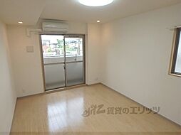 京都地下鉄東西線 太秦天神川駅 徒歩7分の賃貸マンション 1階1Kのリビング/ダイニング