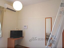 京都市営烏丸線 五条駅 徒歩7分の賃貸アパート 2階1Kのリビング/ダイニング